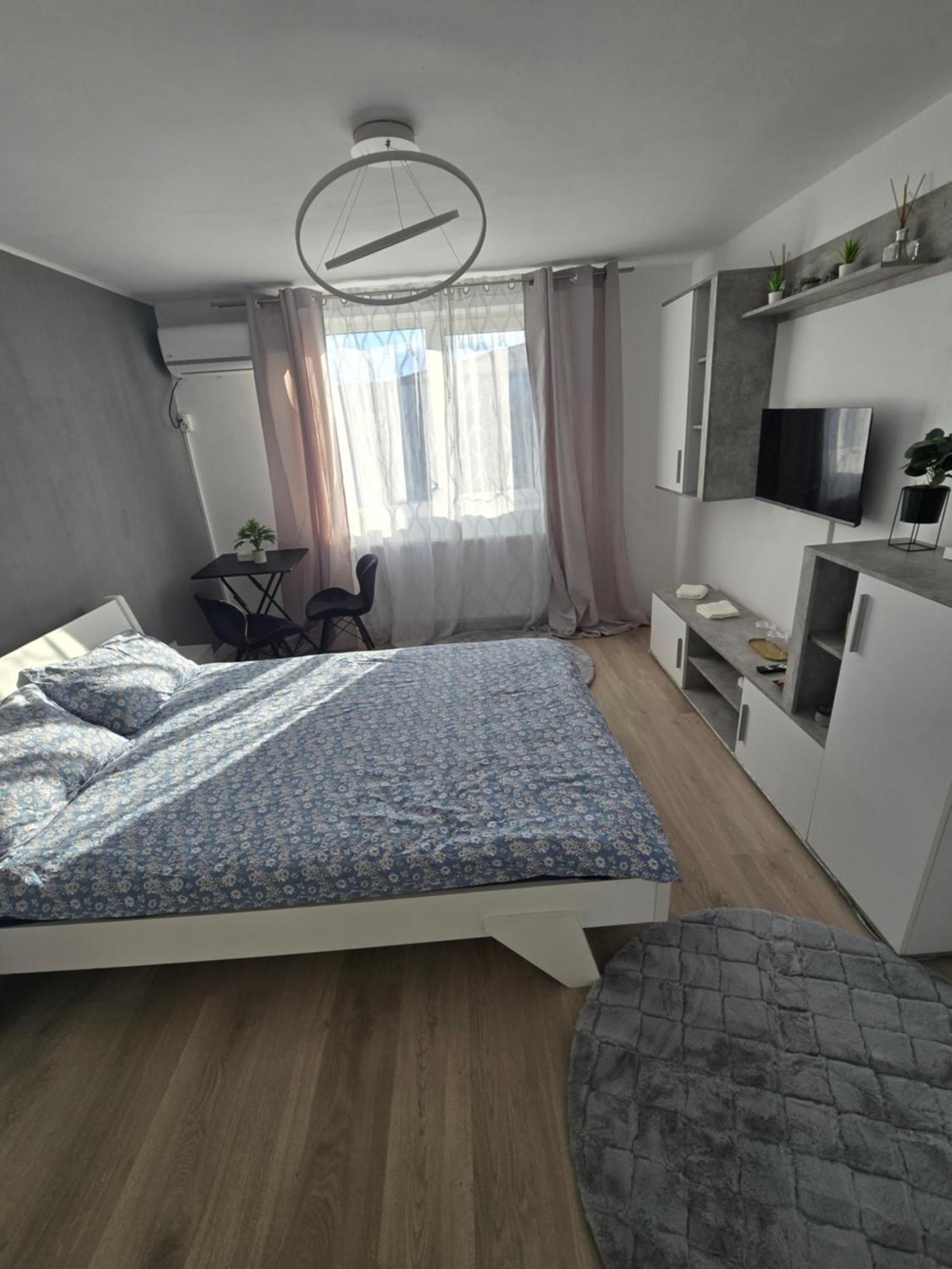 Appartamento Garsoniera - Moderna -